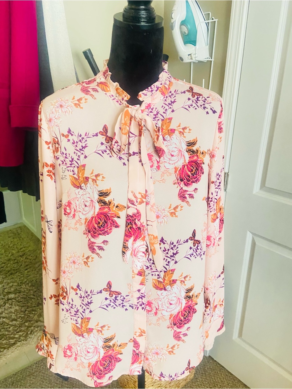 Worthington Pink Floral Tie-Neck Blouse